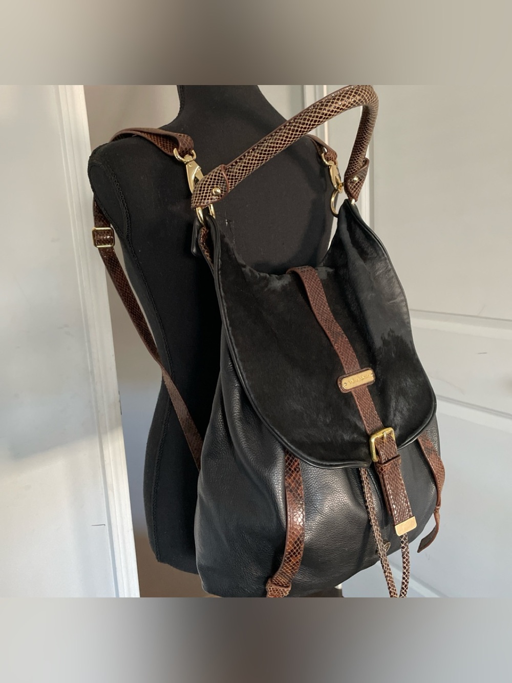 Cynthia Rowley ShoulderBag Backpack Black Textured Animal Hide Boho Organization